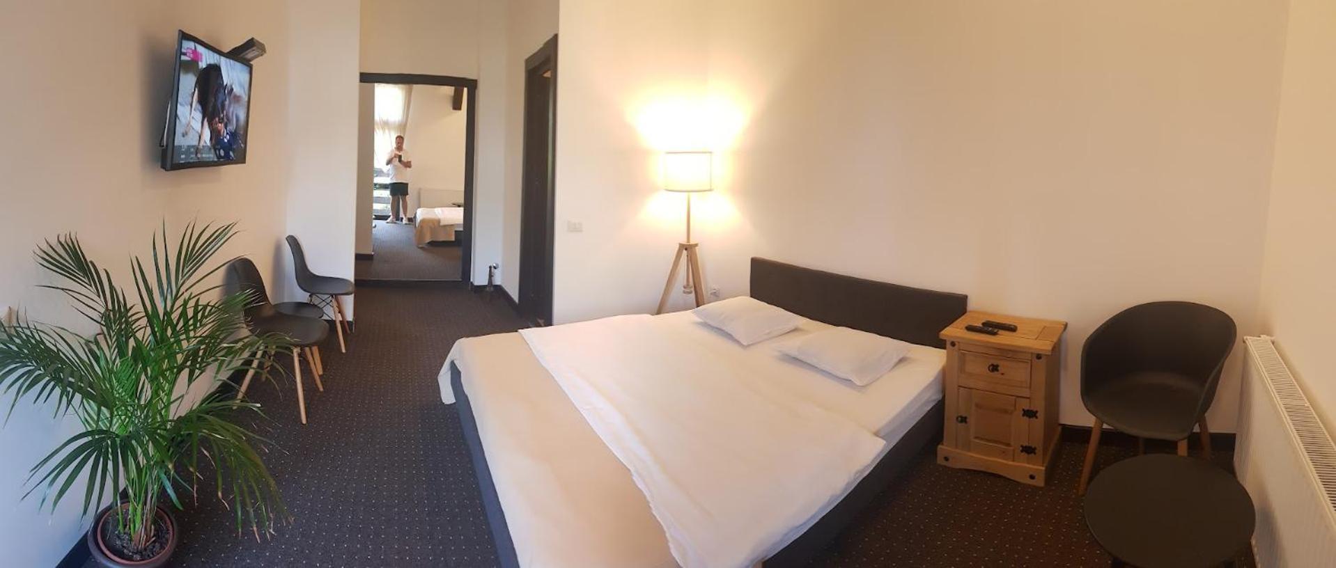 Pension Casa Drumetului Piatra Neamt Bagian luar foto